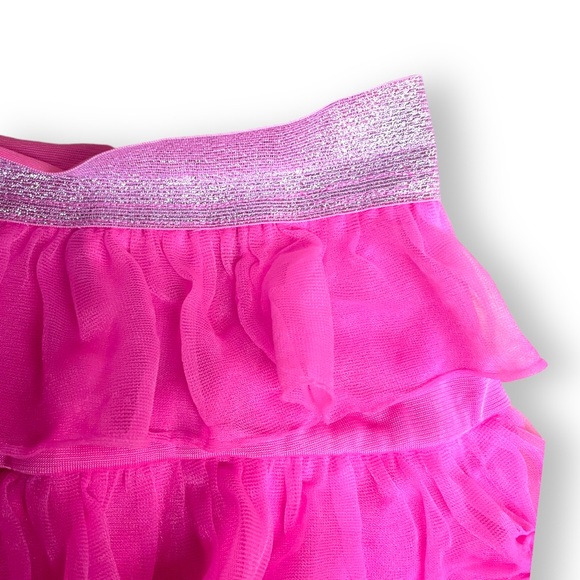 ✨GIRLS HOT PINK TURU WITH SHORTS✨ - Picture 3 of 5